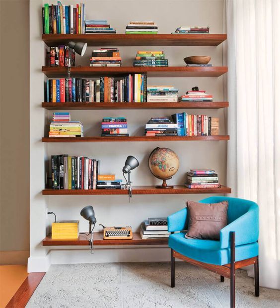 Como organizar livros
