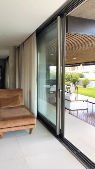 ESQUADRIA DE ALUMINIO BRONZE